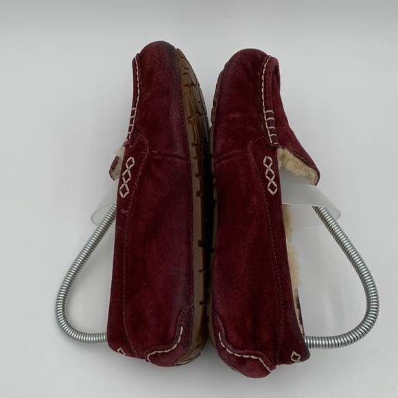 UGG Burgundy Suede Moccasin Slippers Size 7 - Picture 10 of 14